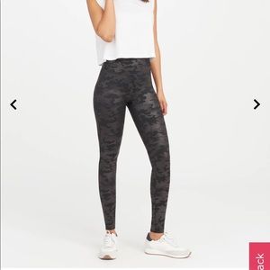 SPANX Black Camouflage Leggings